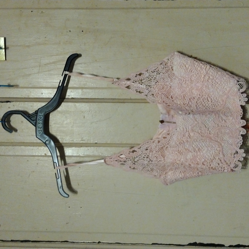 Anself pink lace spaghetti strap crop top, size medium
